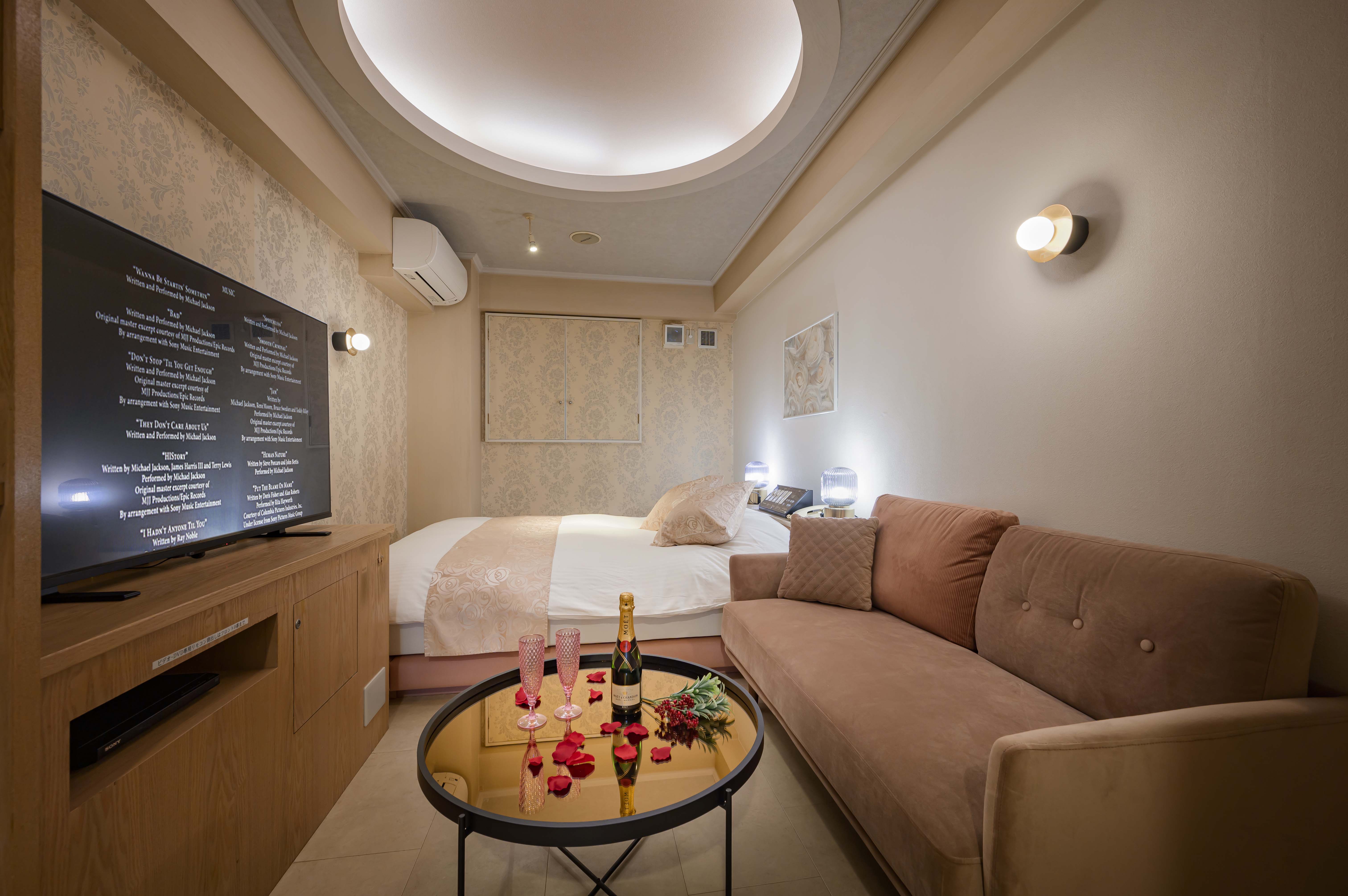 #403 �����[�u